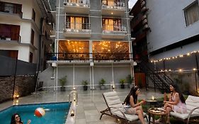 Hotel Asiia Holiday With Swimming Pool -Central Heated And Air Cooled, Near Mall Road