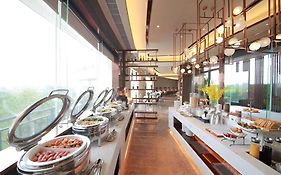 Hotel Asiia Holiday With Swimming Pool -Central Heated And Air Cooled, Near Mall Road